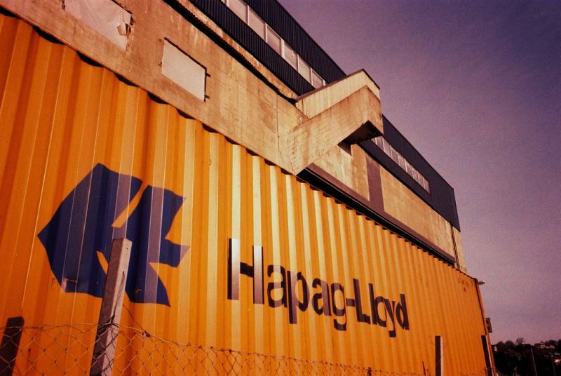 Hapag-Lloyd evacuates crew from blazing container ship