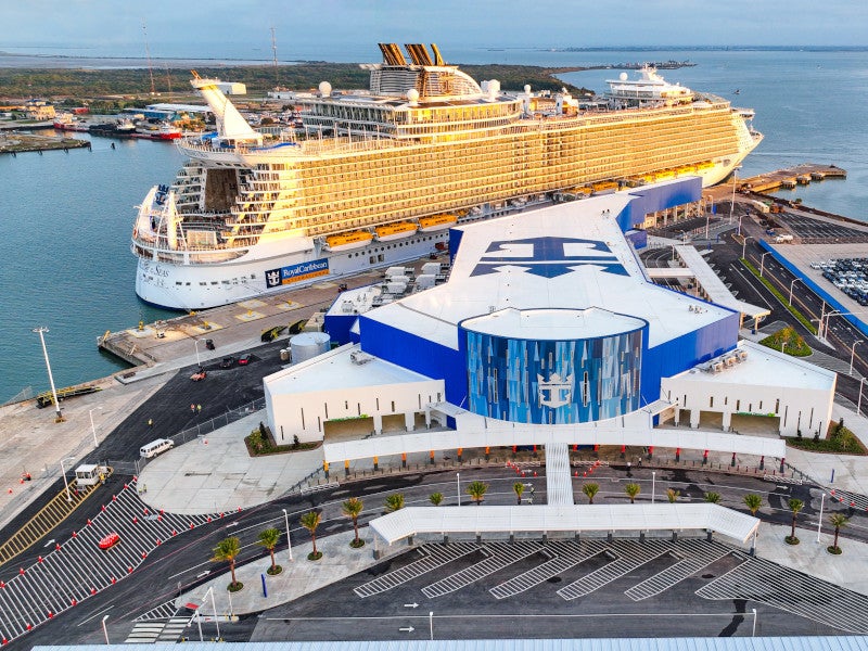 Allure of the Seas, Cruise Ships