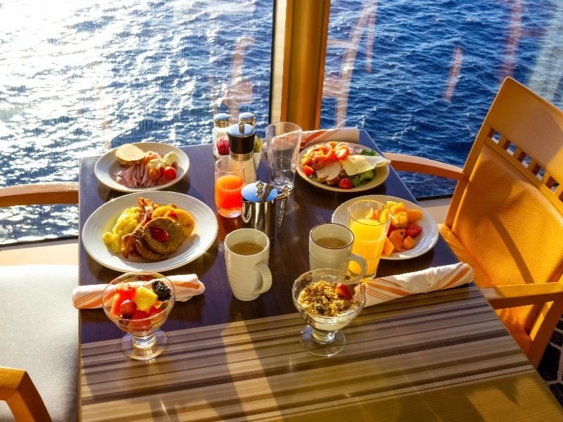 Are cruise operators paying attention to the latest food trends?