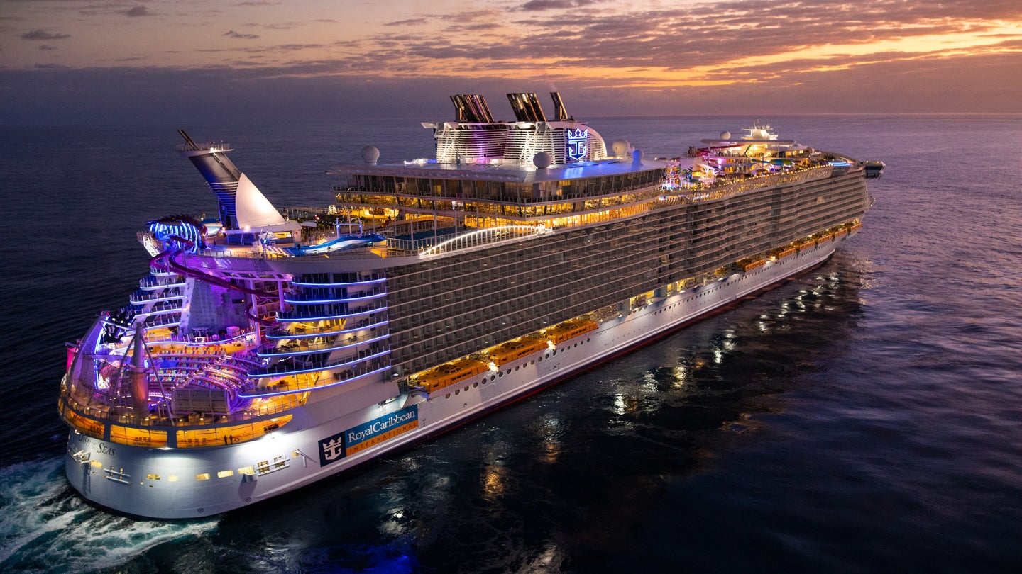 Oasis of the Seas Luxury Cruise Liner, Bahamas - Ship Technology