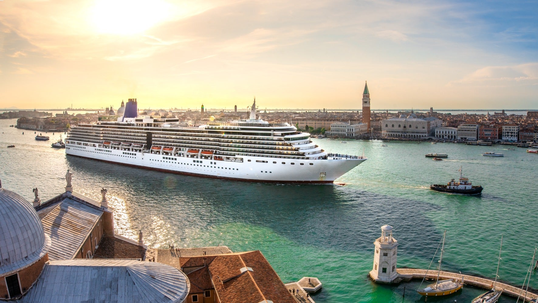 Venice's cruise ban