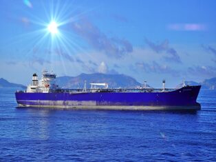 Castor Maritime to buy another Japanese-built Panamax carrier