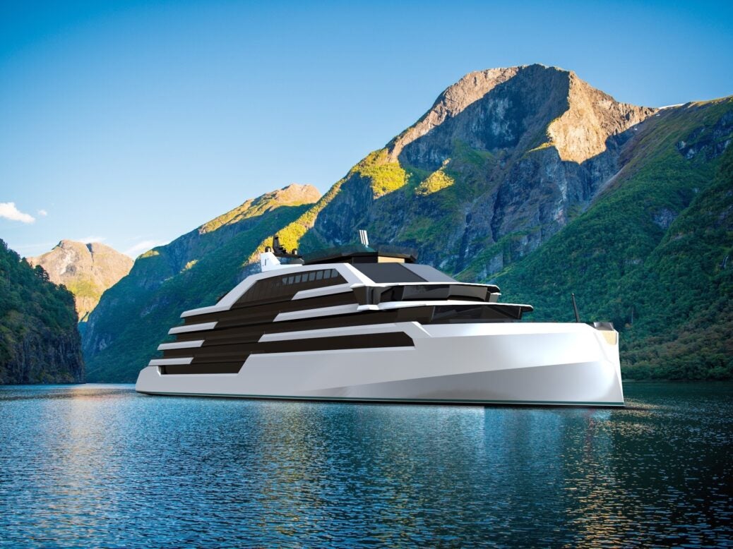 Xploring in the north: a new environmentally friendly ship Xploring in the north: a new environmentally friendly ship