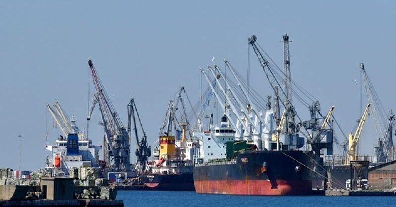 ILO, IMO urge protection for seafarers stuck in Ukrainian ports - Vimarsana News
