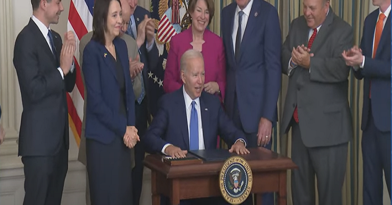 US President signs ocean shipping law to bolster maritime supply chain - Vimarsana News