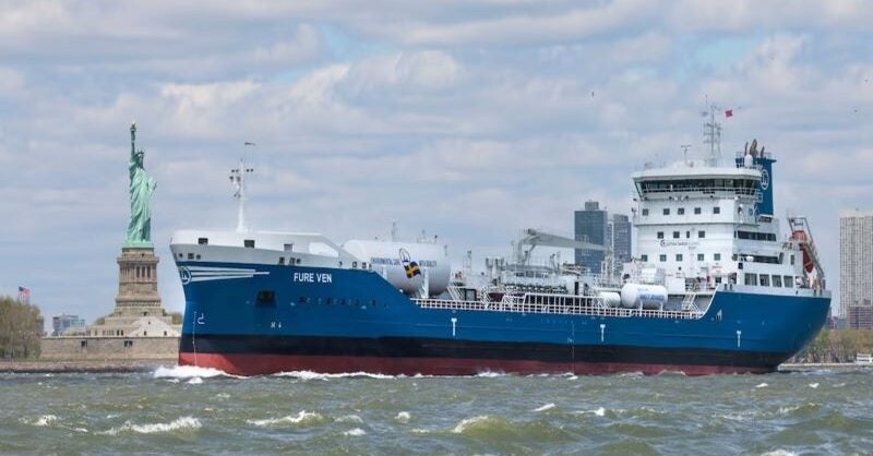 Neste to acquire two dual-fuel product tankers from Furetank - Vimarsana News