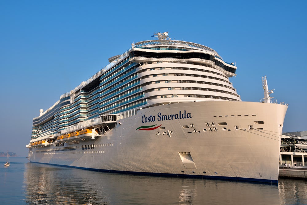 biggest cruise ship in malta